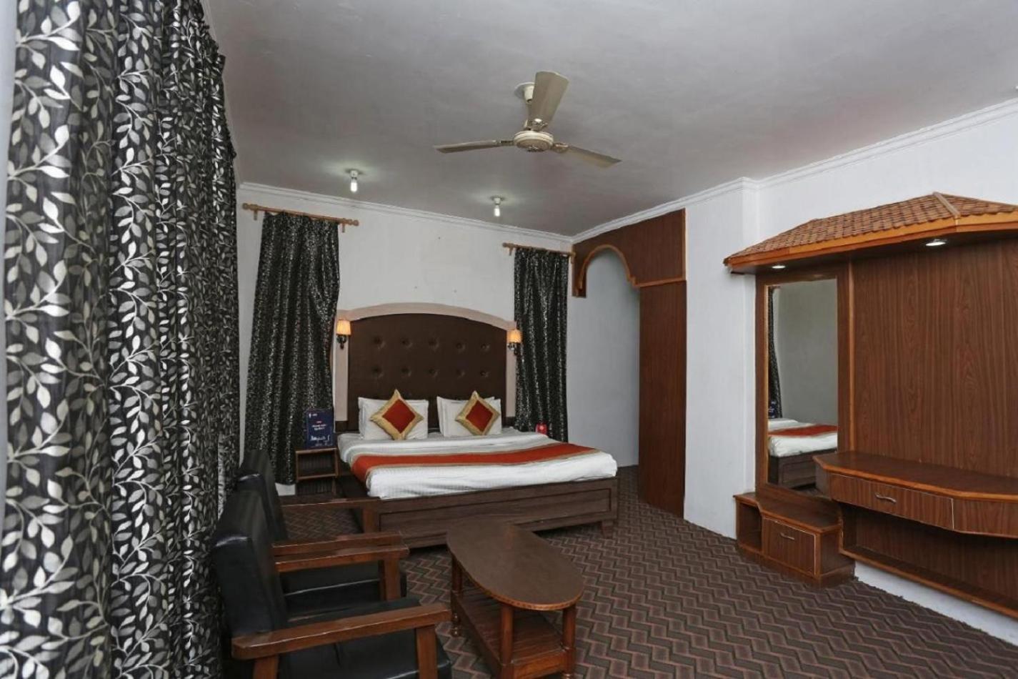 Hotel Al Azrah Srīnagar Zewnętrze zdjęcie